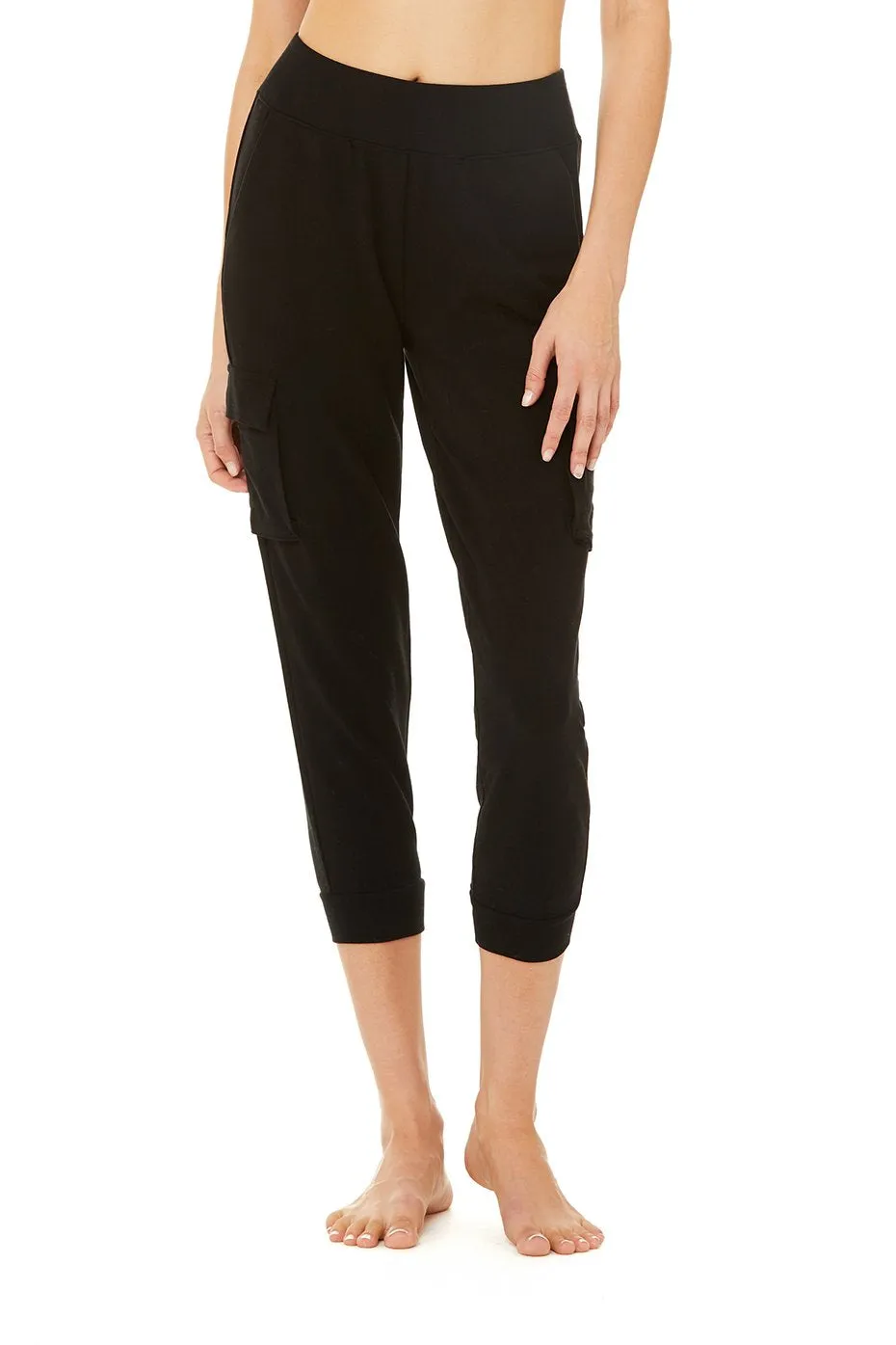 7/8 High-Waist Cargo Sweatpant