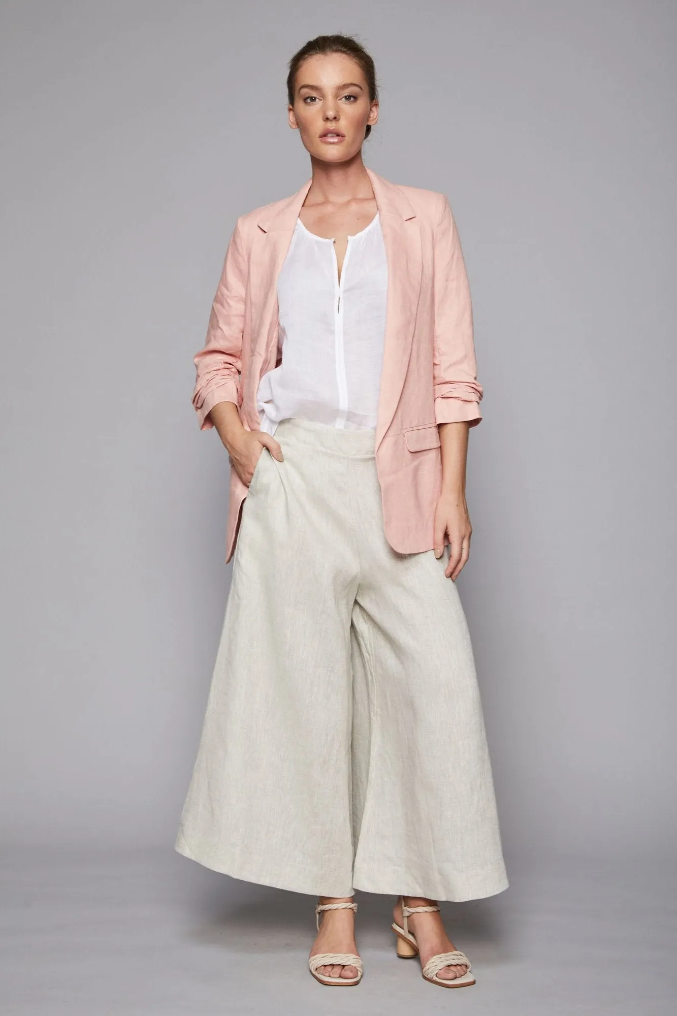 Court Pant in Stone